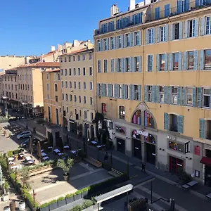 Apartment Hyper Centre-vieux Port-place Aux Huiles, Marseille